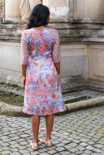 Laden Sie das Bild in den Galerie-Viewer, Wrap Dress Floral Print Mix