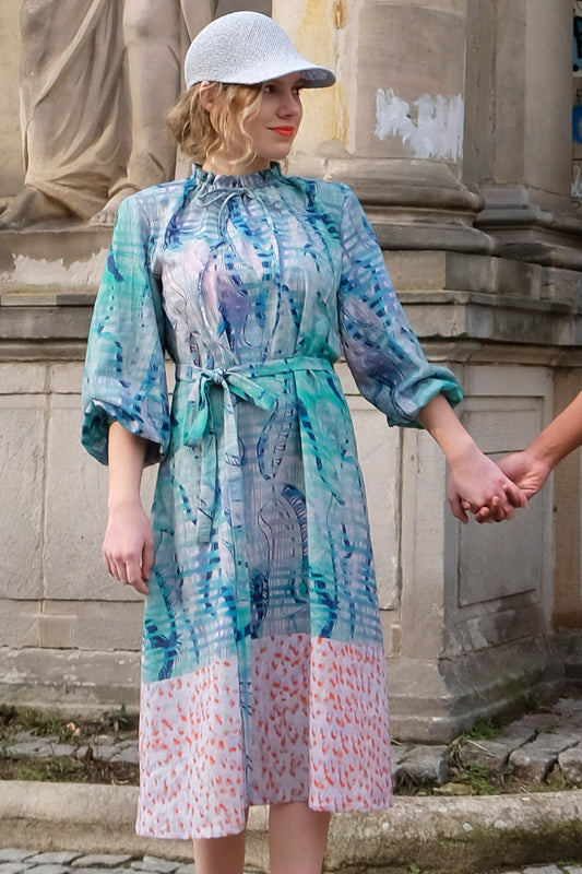 Kleid geraffter Kragen Mint Leo