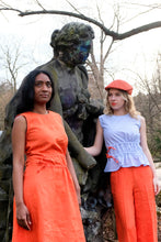 Laden Sie das Bild in den Galerie-Viewer, Red Linen Dress Waisted