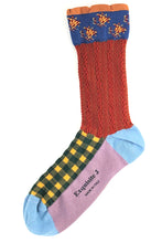 Laden Sie das Bild in den Galerie-Viewer, Mustermix mit Karo Socken Exquisite J
