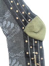Laden Sie das Bild in den Galerie-Viewer, Socken dezent gemustert Exquisite J