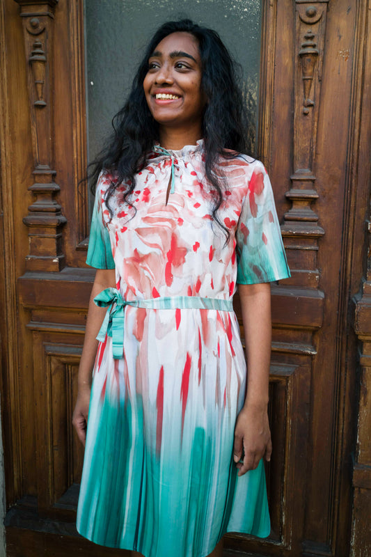 rot grün gemustertes Sommerkleid