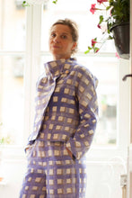 Laden Sie das Bild in den Galerie-Viewer, Blue Checked Linen Jacket