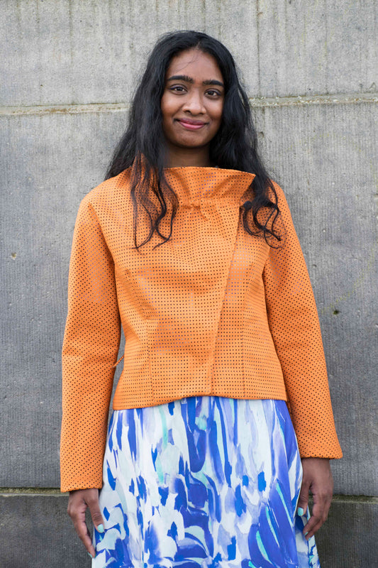 Sommerjacke in Orange mit Cutouts - Clara Kaesdorf