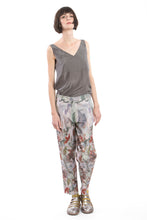 Laden Sie das Bild in den Galerie-Viewer, Trousers Flower Red
