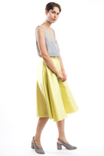 Laden Sie das Bild in den Galerie-Viewer, Flared Skirt Yellow