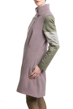 Laden Sie das Bild in den Galerie-Viewer, Coat Pink Green