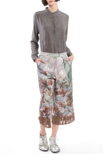 Laden Sie das Bild in den Galerie-Viewer, Coulotte Red Flower