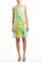 Laden Sie das Bild in den Galerie-Viewer, V-neck Dress Yellow