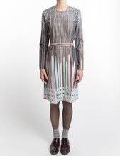 Laden Sie das Bild in den Galerie-Viewer, Dress Pastel Colour Gradient