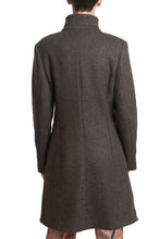Laden Sie das Bild in den Galerie-Viewer, Coat in Grey Melange