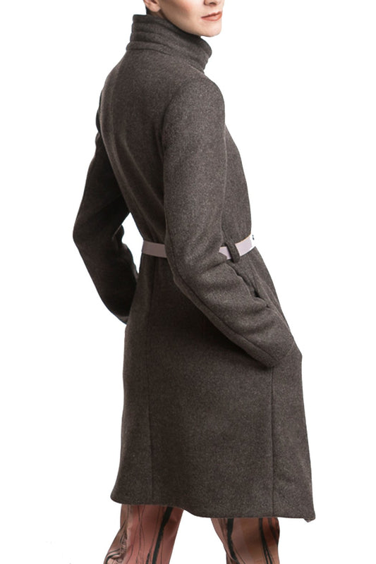 waisted grey coat backview Clara Kaesdorf