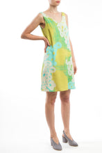 Laden Sie das Bild in den Galerie-Viewer, V-neck Dress Yellow