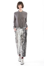 Laden Sie das Bild in den Galerie-Viewer, Trousers Ice-Crystal