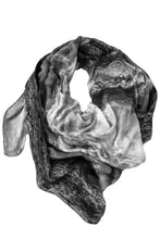 Laden Sie das Bild in den Galerie-Viewer, Silk Scarf Ice-Crystal