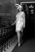 Laden Sie das Bild in den Galerie-Viewer, Changeable Dress Silver