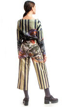 Laden Sie das Bild in den Galerie-Viewer, Longsleeve Shirt Printed Beige
