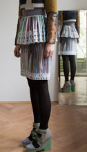 Laden Sie das Bild in den Galerie-Viewer, Pencil skirt pastel color