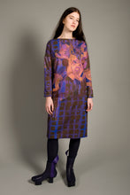 Laden Sie das Bild in den Galerie-Viewer, printed winter dress