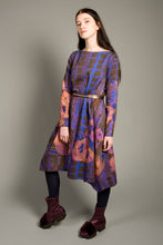 Laden Sie das Bild in den Galerie-Viewer, Versatile Orange Flower Dress