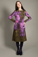 Laden Sie das Bild in den Galerie-Viewer, Shift Dress Flower Print