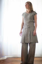 Laden Sie das Bild in den Galerie-Viewer, Striped Linen Dress