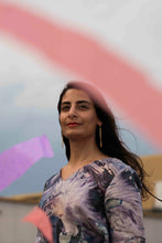 Laden Sie das Bild in den Galerie-Viewer, Fischkleid Petrol Leinen CLARA KAESDORF Berlin
