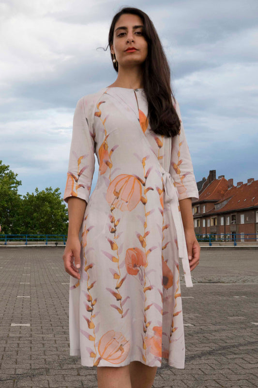 Wickelkleid grau orange CLARA KAESDORF