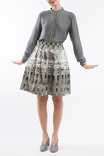 Laden Sie das Bild in den Galerie-Viewer, Pleated Skirt  Green Grey Ice  Print