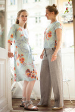Laden Sie das Bild in den Galerie-Viewer, Stiped Pants Linen