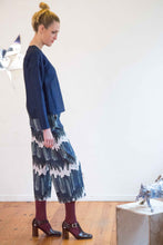 Laden Sie das Bild in den Galerie-Viewer, Weite Hose in Petrol aus Biobaumwolle von Clara Kaesdorf