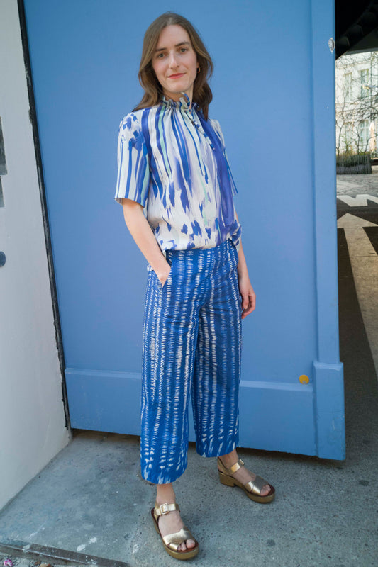 blaue Culottes mit Tupfen-Muster