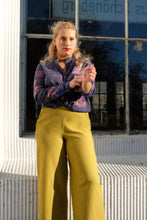 Laden Sie das Bild in den Galerie-Viewer, Senfgelbe Culottes Wolle aus Berlin CLARA KAESDORF