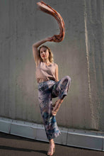 Laden Sie das Bild in den Galerie-Viewer, Linen Culottes Fish Print Petrol