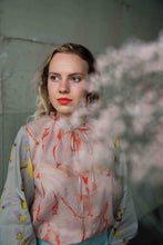 Laden Sie das Bild in den Galerie-Viewer, Gauzy Cotton Blouse Printed