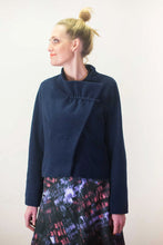 Laden Sie das Bild in den Galerie-Viewer, Blue Wool Jacket fully lined with gathered Collar by Clara Kaesdorf Berlin
