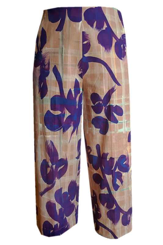 Culottes lila auf rosa