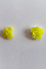 Laden Sie das Bild in den Galerie-Viewer, Rosen Glasohrringe und Ringe - BEIRA