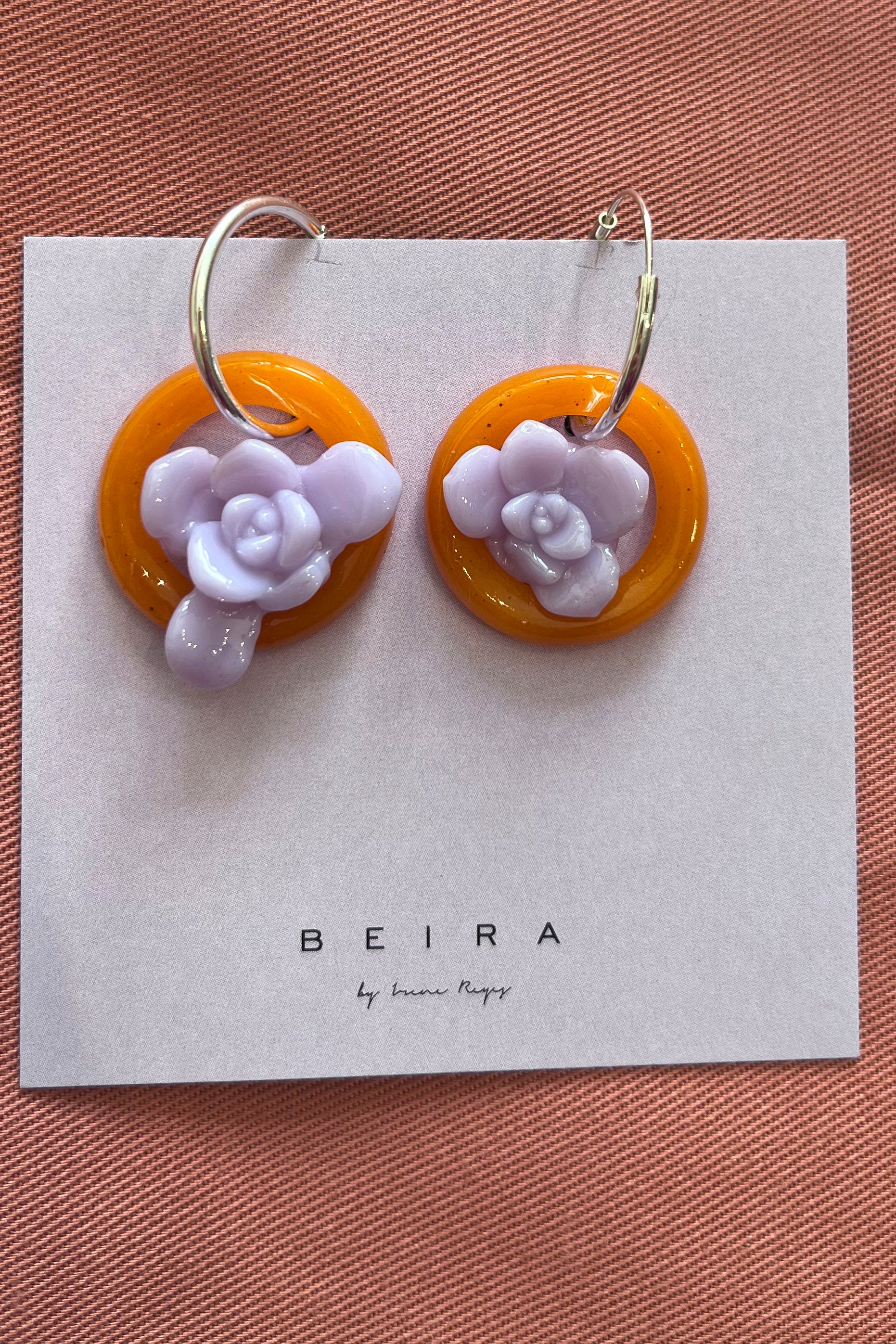 Rosen Glasohrringe und Ringe - BEIRA