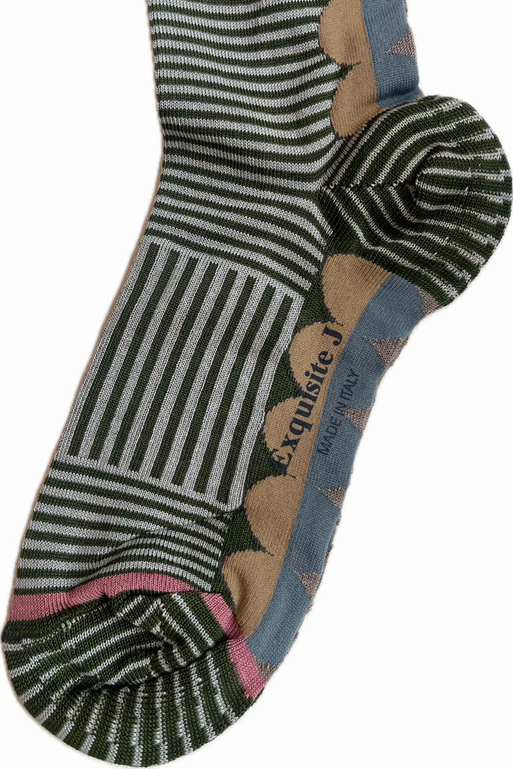Ringelsocken und Kreise in Kontrastfarben - Exquisite J