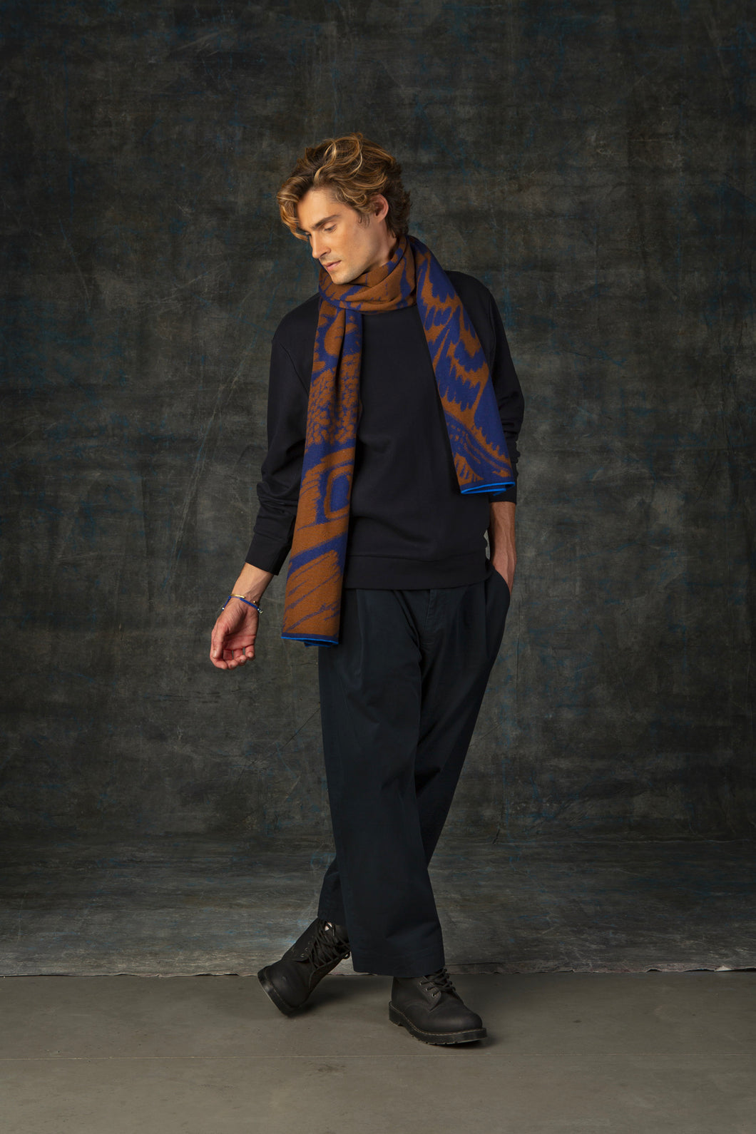 Wollschal FURCOLA cacao mini und midi WOLVIS