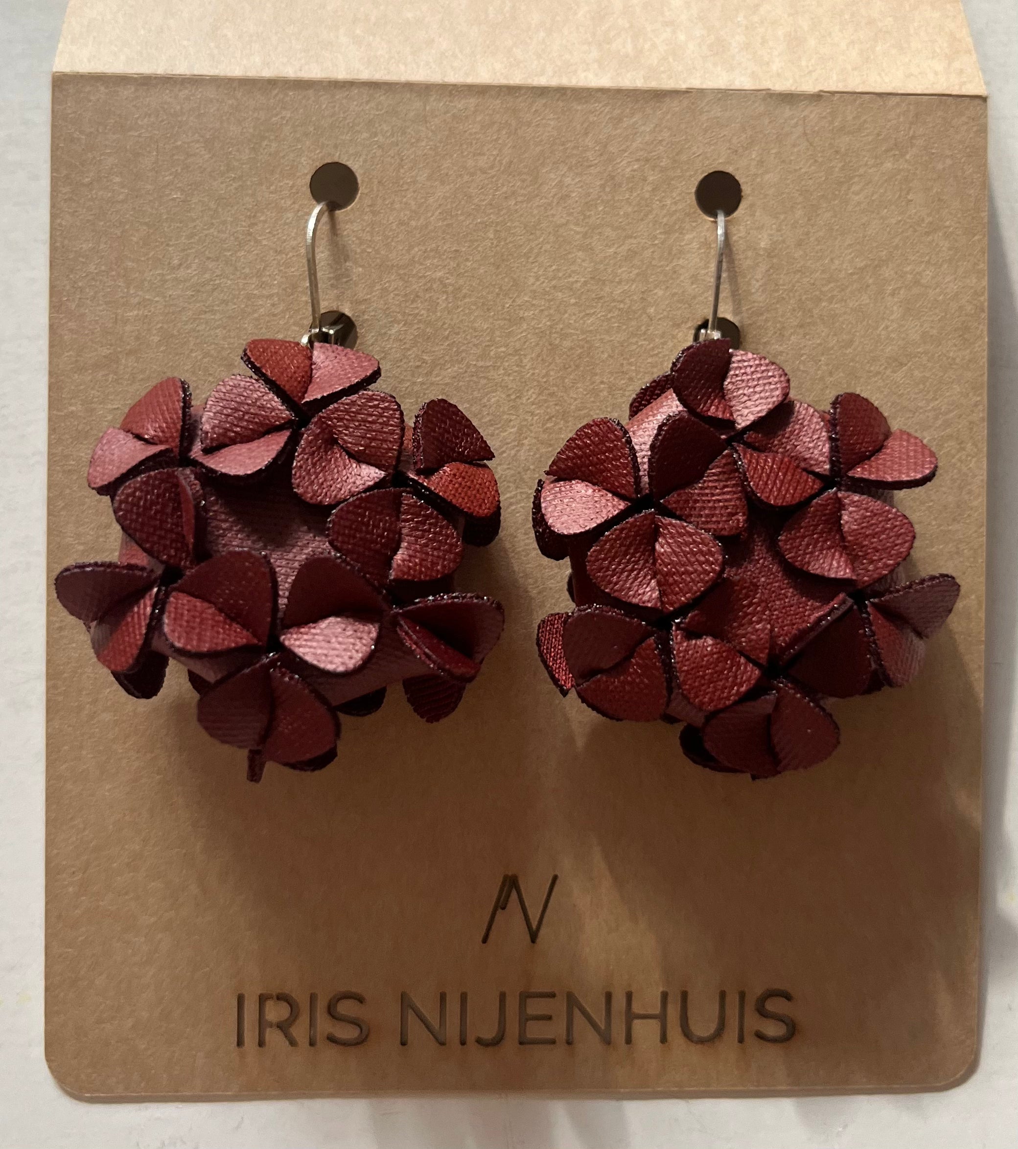 Große runde Stoffohrringe verschiedene Farben - The Maxis - IRIS NIJENHUIS