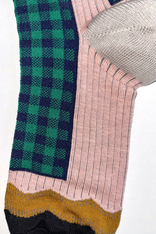 Grün karierte Socken mit rosa Exquisite J
