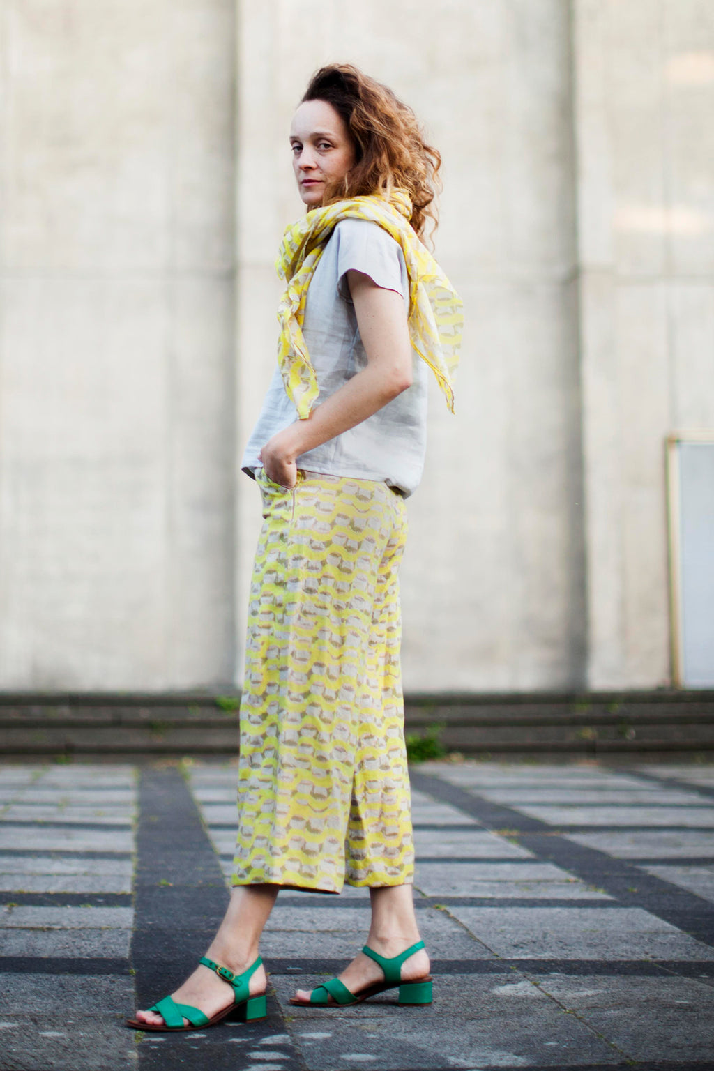 Culottes Leinen Welle gelb