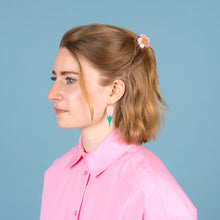 Laden Sie das Bild in den Galerie-Viewer, Blumenhaarspange klein Coucou Suzette