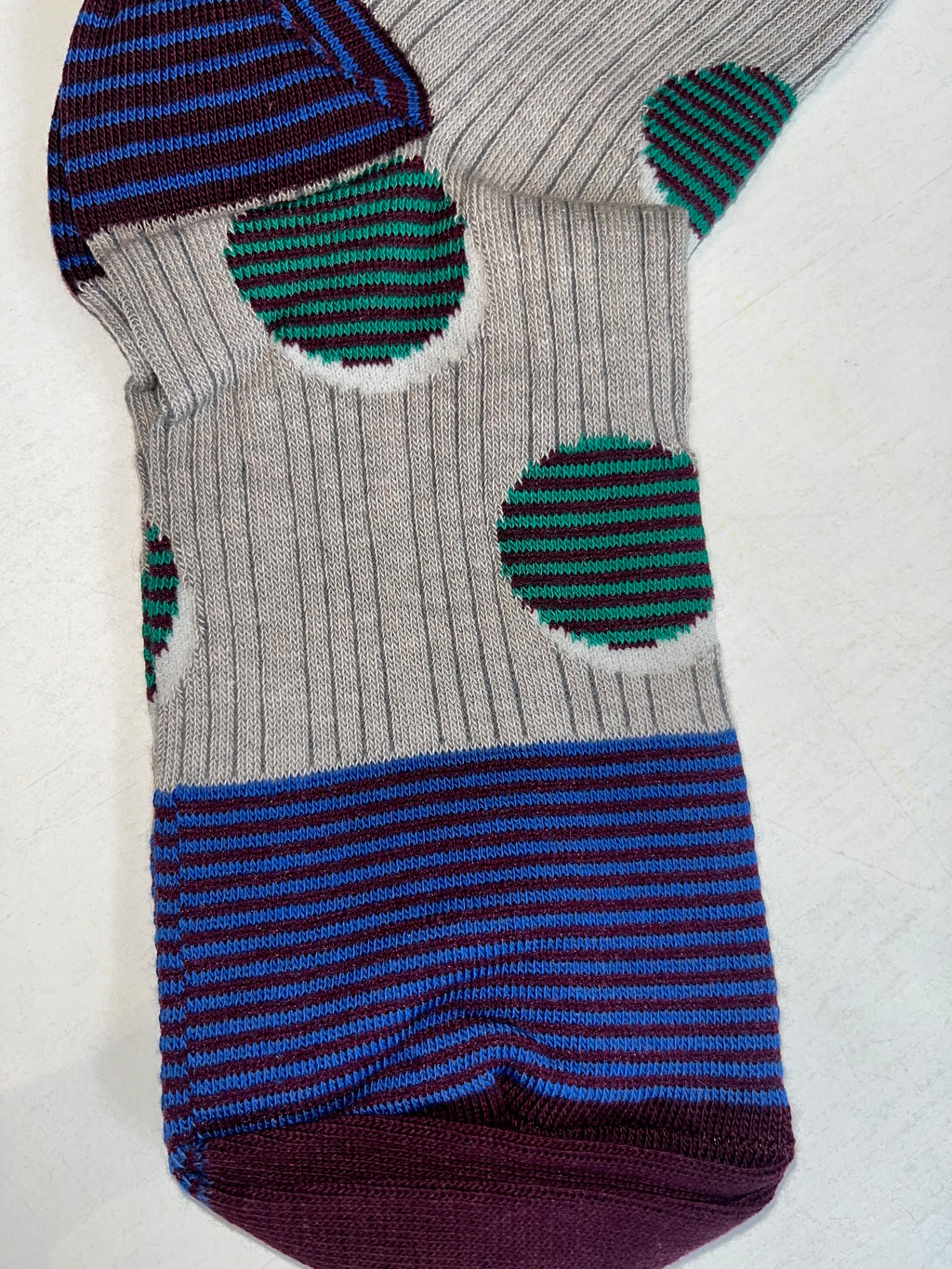 Gepunktete Socken ocker oder grau Exquisite J