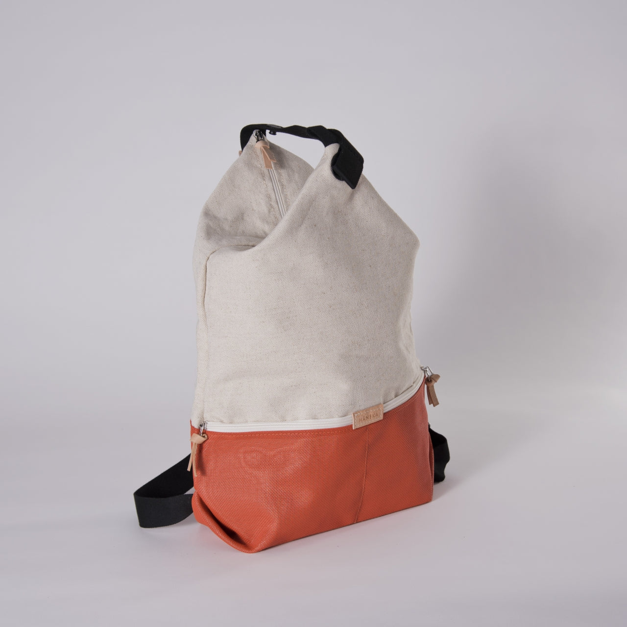 Lucid Linen Red by Hänska
