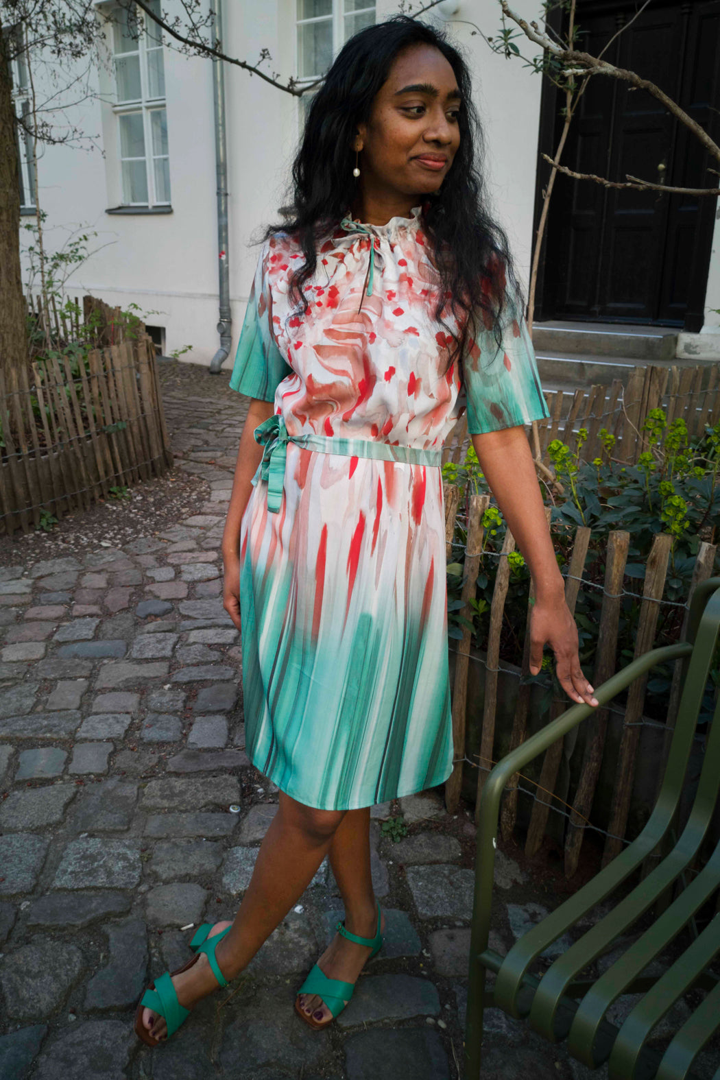 waisted summerdress with flower print