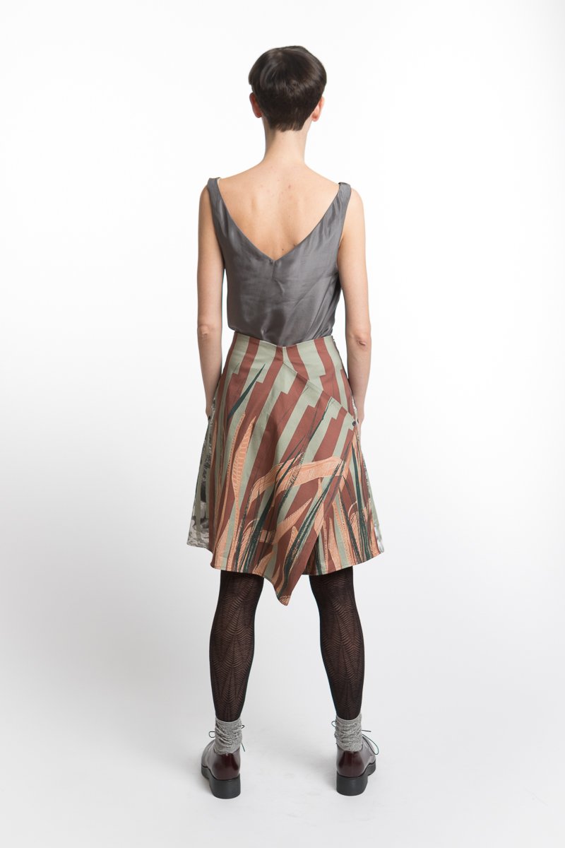Skirt Modifiable Leaves / Ice