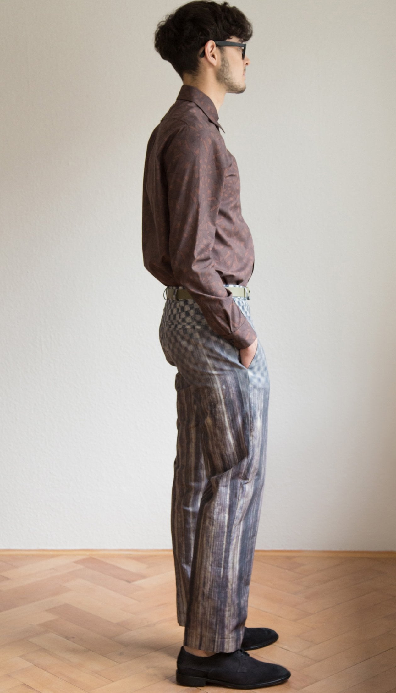 Pants with grey print
